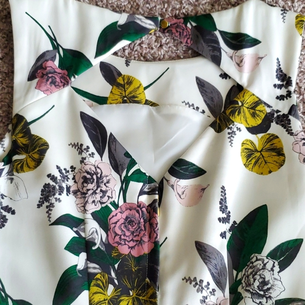 H&M Beaded Floral Dress - Picture 5 of 6